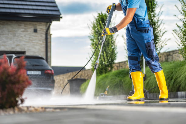 Pressure Washing Estimates in Garden Grove, FL